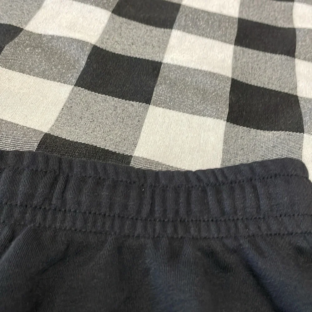 Nike Sportswear Club Fleece Mid-Rise Shorts Women's Plus 3X Black Terrycloth